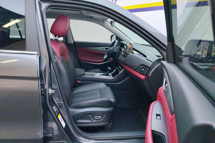 Used CHANGAN CS75 2023 Enjoy Edition 1.5T DCT Prestige Version Right Front Seat