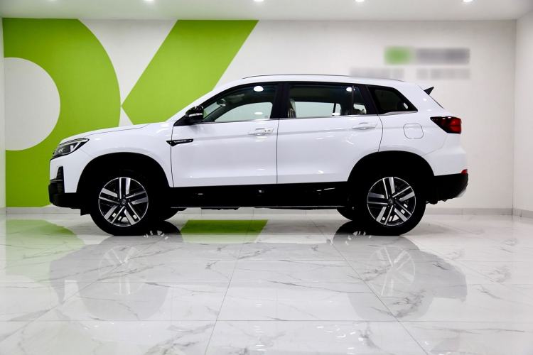 Used CHANGAN CS75 2024 Enjoy Edition 1.5T DCT Luxury Model Exterior 2