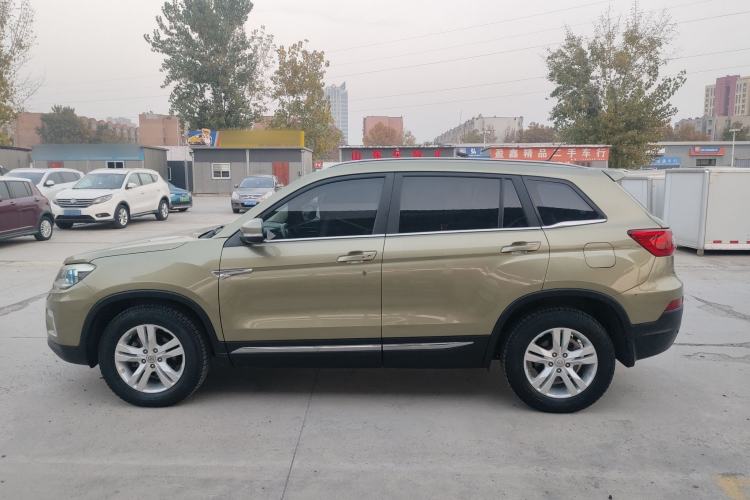 Used CHANGAN CS75 2015 1.8T Automatic 4x4 Elite Model China V Standard Exterior 3