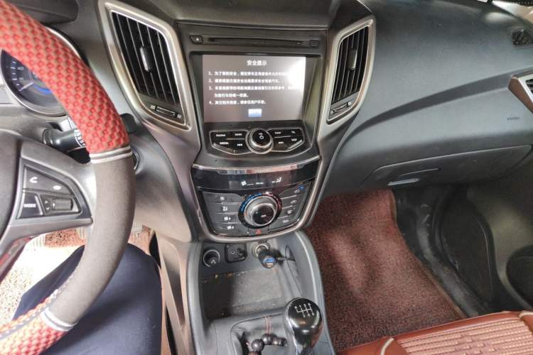 Used CHANGAN CS75 2014 2.0L Manual Leading Model China V Standard Audio And AC Panel