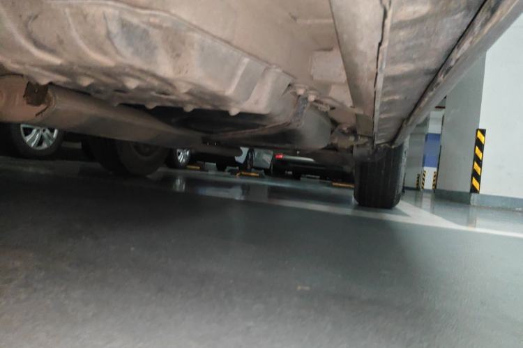 Used CHANGAN CS75 2014 2.0L Manual Luxury Version China IV Standard Chassis Front Left