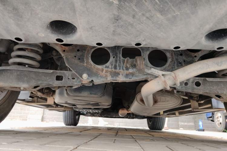 Used CHANGAN CS75 2014 2.0L Manual Leading Model China V Standard Chassis Rear