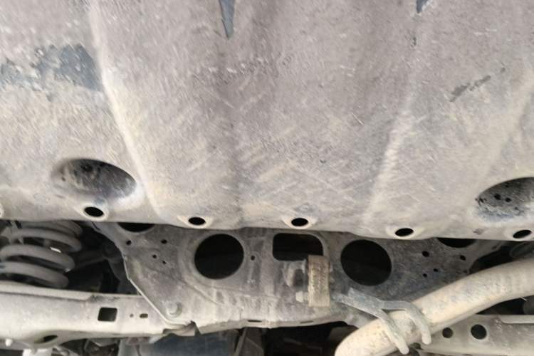Used CHANGAN CS75 2014 2.0L Manual Leading Model China V Standard Chassis Rear