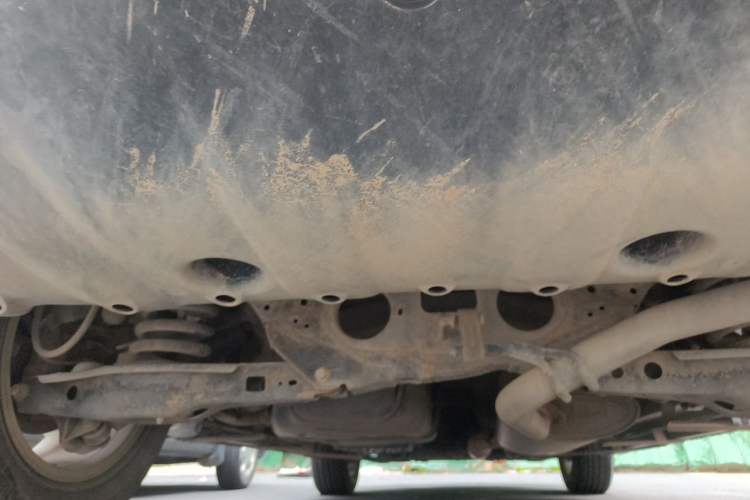 Used CHANGAN CS75 2014 2.0L Manual Luxury Version China IV Standard Chassis Rear