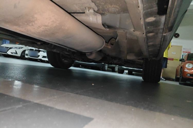 Used CHANGAN CS75 2014 2.0L Manual Luxury Version China IV Standard Chassis Rear Right