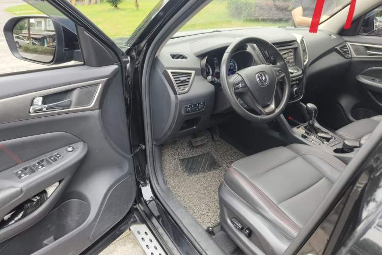 Used CHANGAN CS75 2014 1.8T Automatic Prestige Model China IV Standard Driver Seat