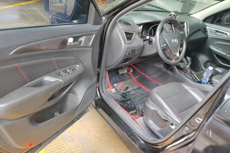 Used CHANGAN CS75 2014 1.8T Automatic Elite Model China IV Standard Driver Seat