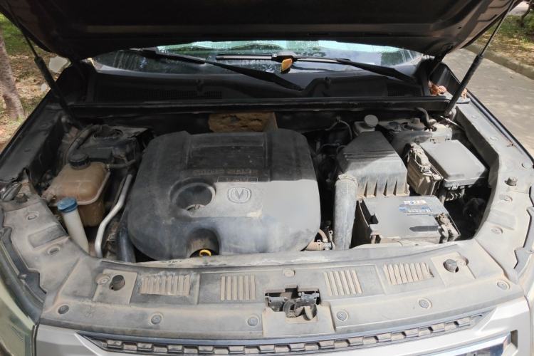 Used CHANGAN CS75 2014 1.8T Automatic Elite Model China IV Standard Engine Bay