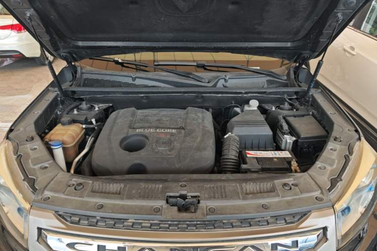 Used CHANGAN CS75 2014 1.8T Automatic Elite Model China IV Standard Engine Bay