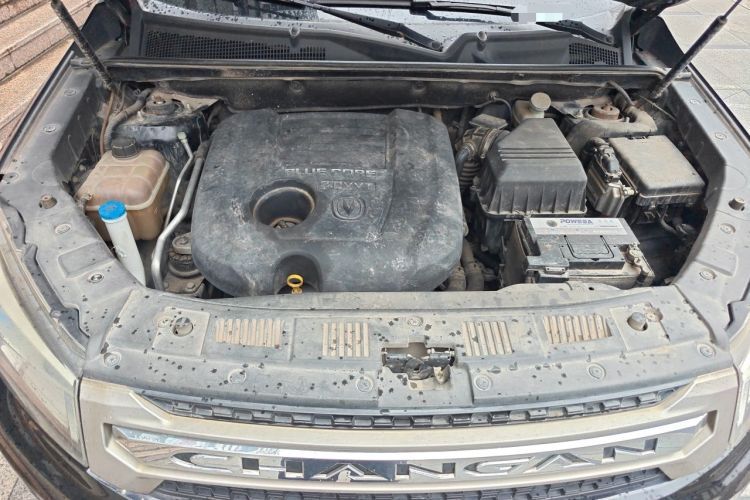 Used CHANGAN CS75 2014 2.0L Manual Luxury Version China IV Standard Engine Bay