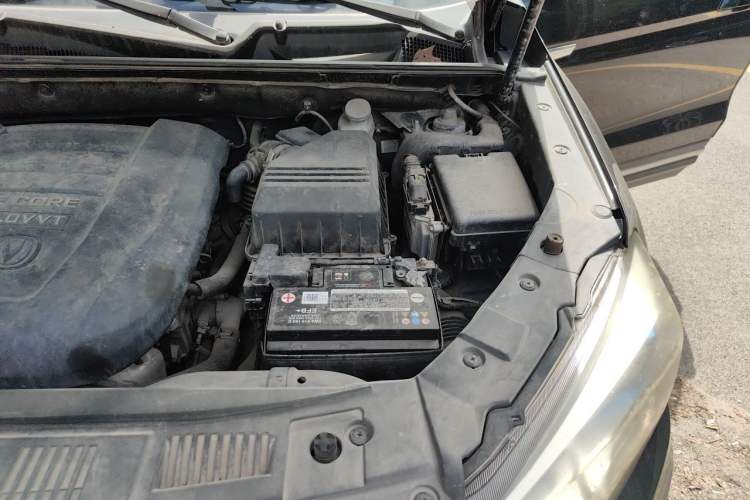 Used CHANGAN CS75 2014 2.0L Manual Leading Model China V Standard Engine Bay Left