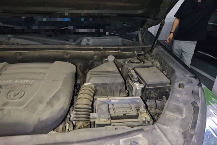 Used CHANGAN CS75 2014 1.8T Automatic Elite Model China IV Standard Engine Bay Left