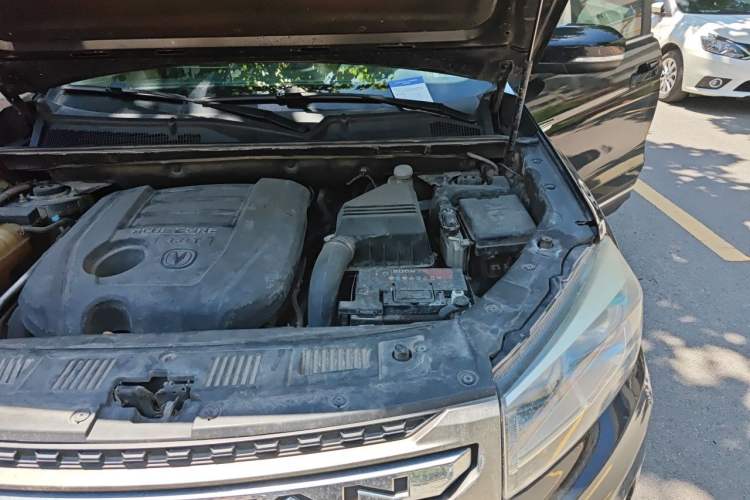 Used CHANGAN CS75 2014 1.8T Automatic Elite Model China IV Standard Engine Bay Left