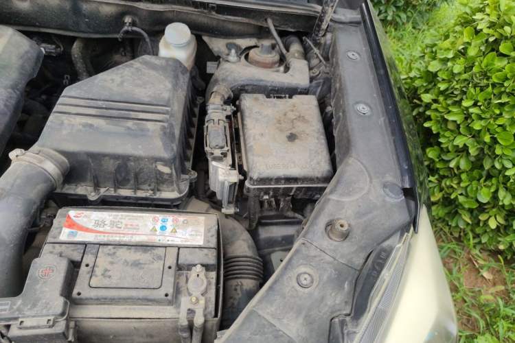 Used CHANGAN CS75 2014 1.8T Automatic Prestige Model China IV Standard Engine Bay Left