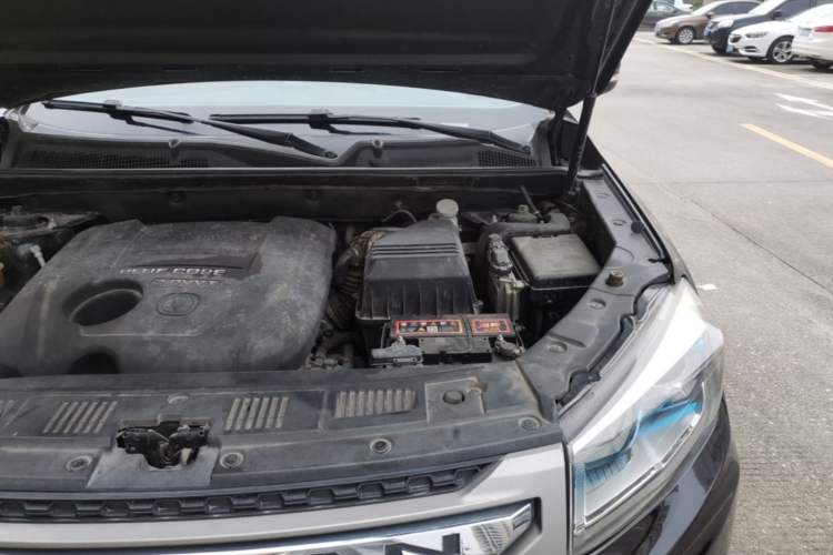 Used CHANGAN CS75 2014 2.0L Manual Luxury Version China IV Standard Engine Bay Left