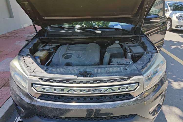 Used CHANGAN CS75 2014 1.8T Automatic Elite Model China IV Standard Engine Bay