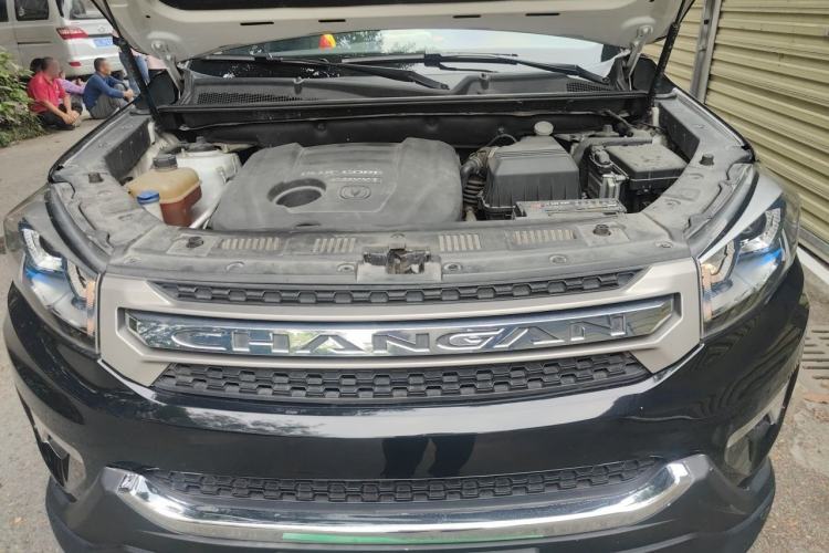 Used CHANGAN CS75 2014 2.0L Manual Luxury Version China IV Standard Engine Bay
