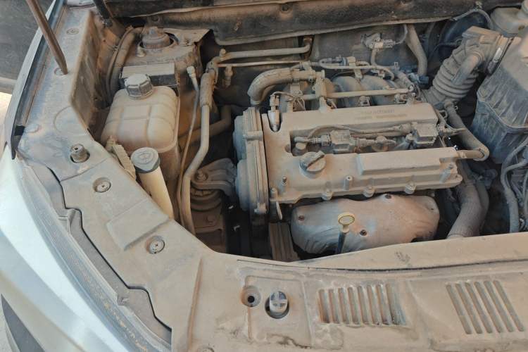 Used CHANGAN CS75 2014 2.0L Manual Luxury Version China V Standard Engine Bay Right