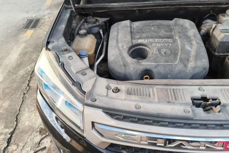 Used CHANGAN CS75 2014 2.0L Manual Luxury Version China V Standard Engine Bay Right