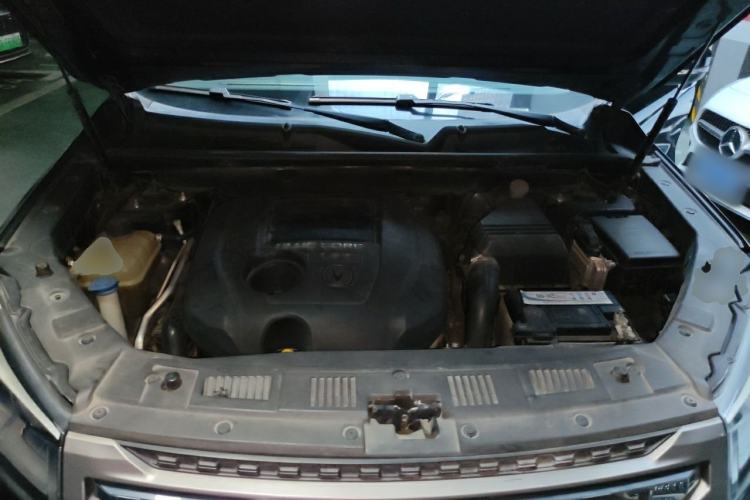 Used CHANGAN CS75 2014 1.8T Automatic Elite Model China IV Standard Engine Bay