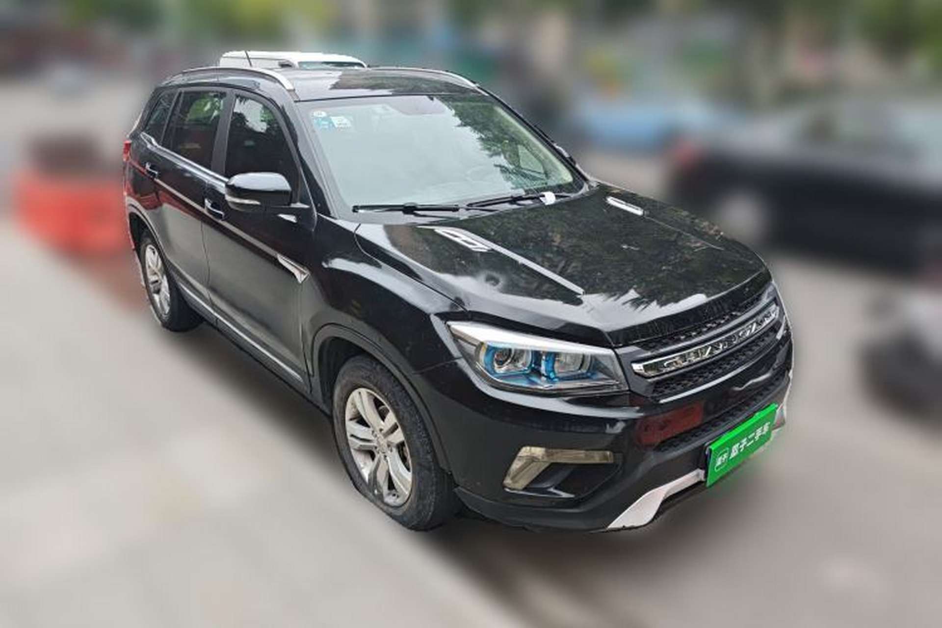 Used CHANGAN CS75 2014 2.0L Manual Luxury Version China V Standard Exterior 2