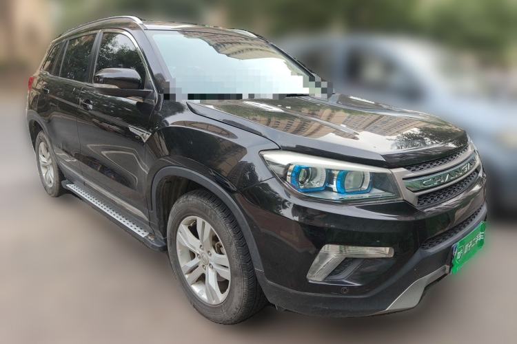 Used CHANGAN CS75 2014 2.0L Manual Luxury Version China IV Standard Front Right 45 Deg