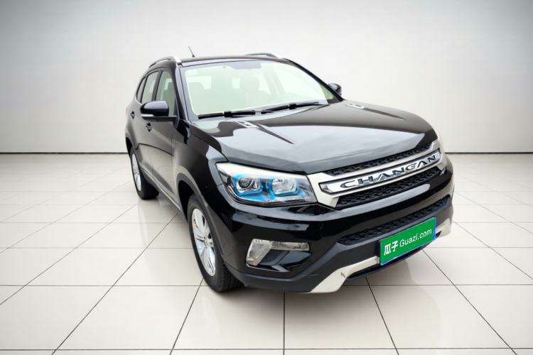 Used CHANGAN CS75 2014 2.0L Manual Leading Version China IV Standard Front Right 45 Deg