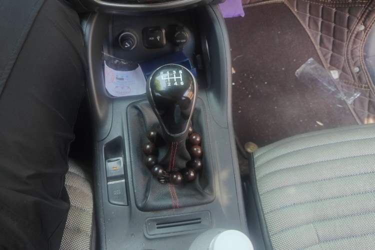Used CHANGAN CS75 2014 2.0L Manual Luxury Version China V Standard Gear Lever
