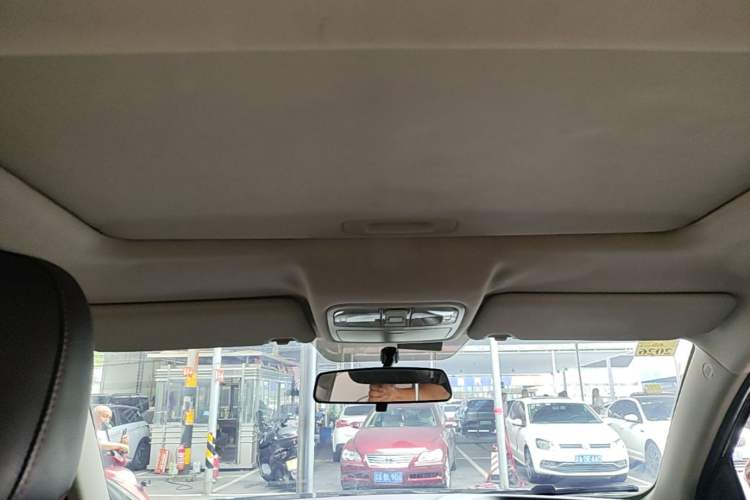 Used CHANGAN CS75 2014 2.0L Manual Comfort Version China IV Standard Headliner