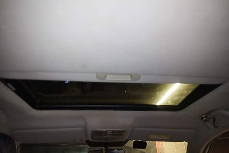 Used CHANGAN CS75 2014 2.0L Manual Luxury Version China IV Standard Headliner