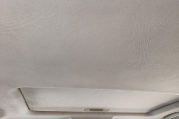 Used CHANGAN CS75 2014 2.0L Manual Luxury Version China IV Standard Headliner