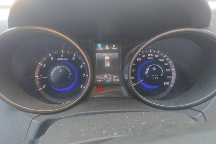 Used CHANGAN CS75 2014 2.0L Manual Luxury Version China V Standard Instrument Cluster