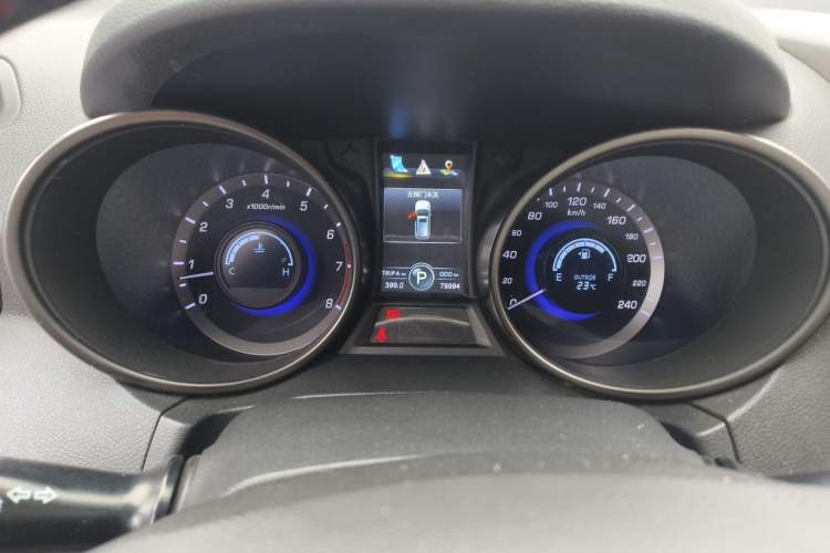 Used CHANGAN CS75 2014 1.8T Automatic Prestige Model China IV Standard Instrument Cluster