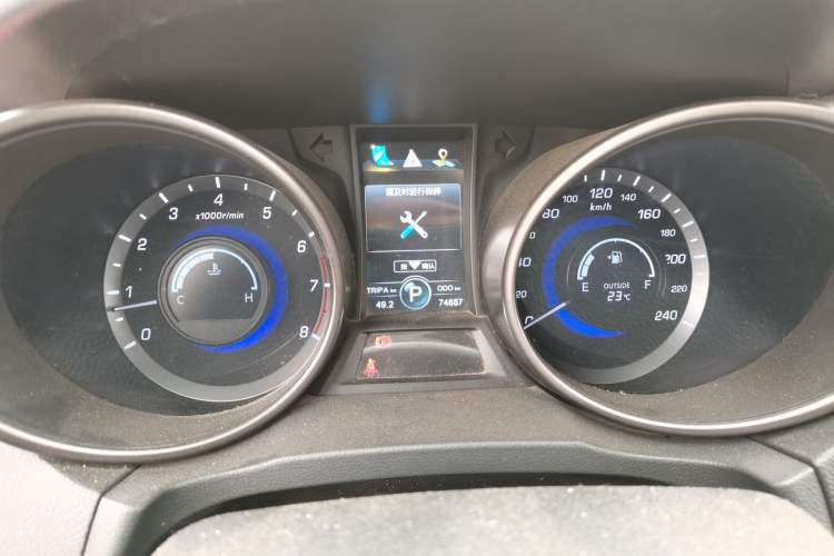 Used CHANGAN CS75 2014 1.8T Automatic Elite Version China V Standard Instrument Cluster
