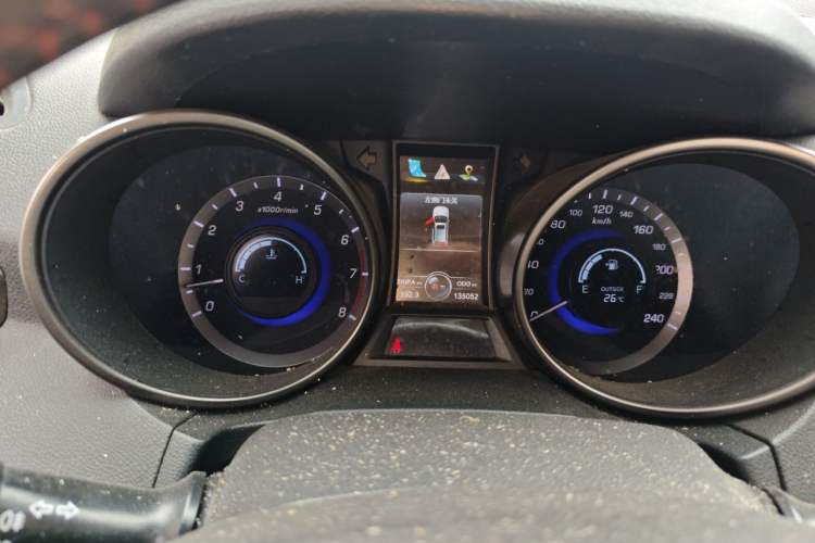 Used CHANGAN CS75 2014 2.0L Manual Leading Version China IV Standard Instrument Cluster