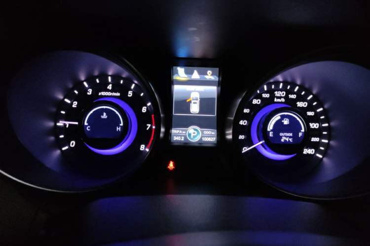 Used CHANGAN CS75 2014 1.8T Automatic Elite Model China IV Standard Instrument Cluster