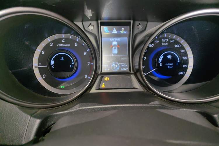 Used CHANGAN CS75 2014 1.8T Automatic Prestige Model China V Standard Instrument Cluster