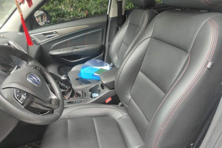 Used CHANGAN CS75 2014 2.0L Manual Luxury Version China IV Standard Left Front Seat