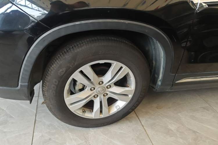 Used CHANGAN CS75 2014 1.8T Automatic Prestige Model China IV Standard Left Front Wheel Hub