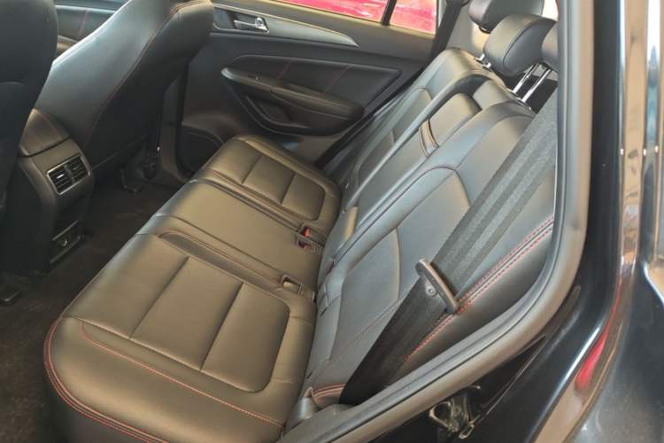 Used CHANGAN CS75 2014 1.8T Automatic Elite Model China IV Standard Left Rear Seat