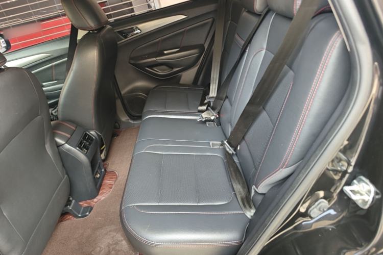Used CHANGAN CS75 2014 1.8T Automatic Elite Version China V Standard Left Rear Seat