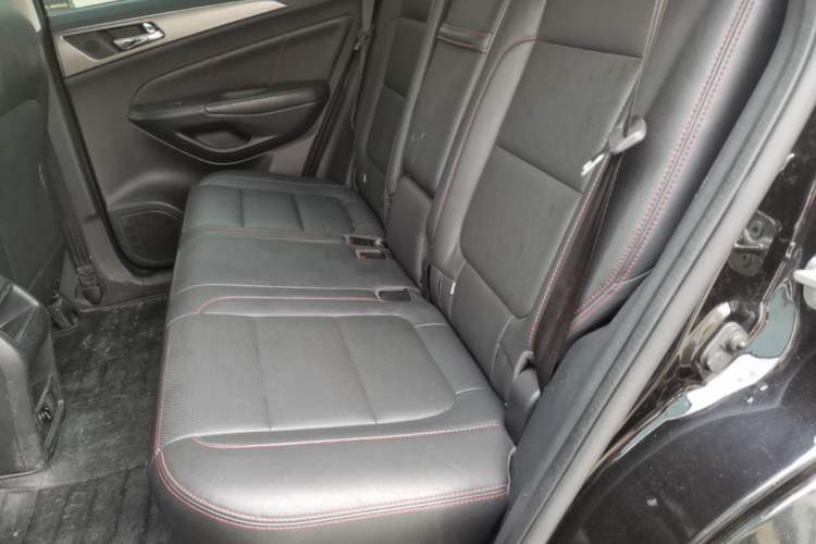 Used CHANGAN CS75 2014 2.0L Manual Luxury Version China IV Standard Left Rear Seat