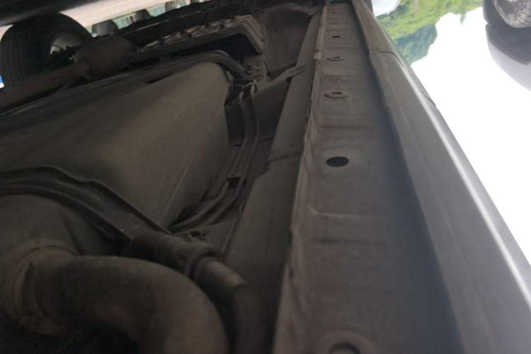 Used CHANGAN CS75 2014 2.0L Manual Leading Version China IV Standard Left Side Sill