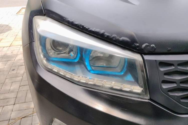 Used CHANGAN CS75 2014 2.0L Manual Leading Model China V Standard Right Front Headlight