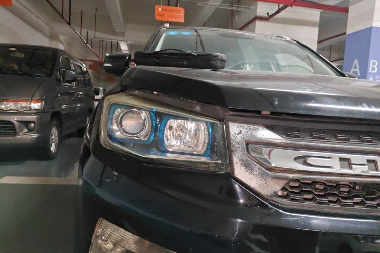 Used CHANGAN CS75 2014 2.0L Manual Luxury Version China IV Standard Right Front Headlight