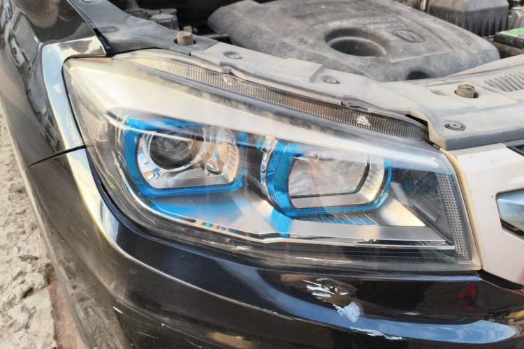 Used CHANGAN CS75 2014 2.0L Manual Luxury Version China V Standard Right Front Headlight