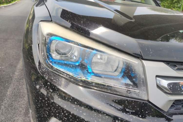 Used CHANGAN CS75 2014 1.8T Automatic Prestige Model China IV Standard Right Front Headlight