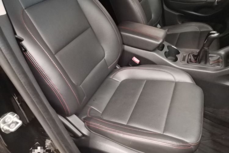 Used CHANGAN CS75 2014 2.0L Manual Luxury Version China IV Standard Right Front Seat