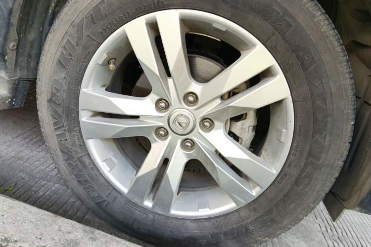 Used CHANGAN CS75 2014 2.0L Manual Leading Model China V Standard Right Front Wheel Hub