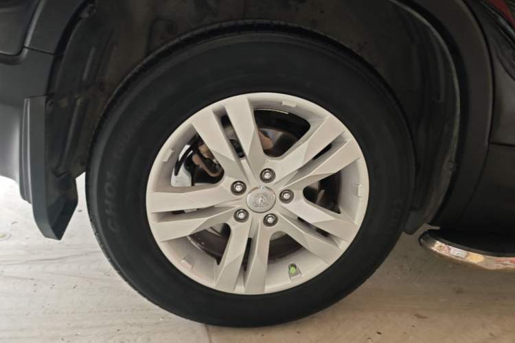 Used CHANGAN CS75 2014 1.8T Automatic Elite Version China V Standard Right Rear Wheel Hub